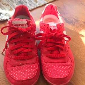 Super cute Saucony sneakers
